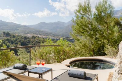 Alojamiento con jacuzzi privado para enamorados