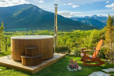 Habitación con piscina privada en mitad de la naturaleza