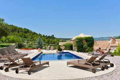 Hotel para parejas con vistas al monte en Alicante