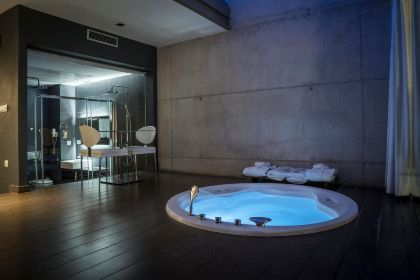 Hoteles para parejas en Castellón con jacuzzi romántico