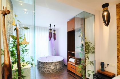 Hoteles para parejas en Valencia con jacuzzi privado en la habitación