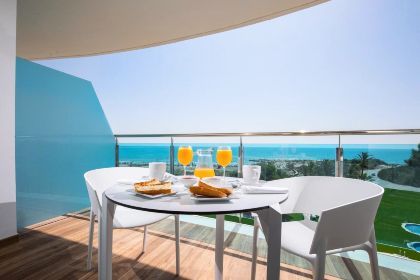 Hoteles para regalar en San Valentín en Castellón con vistas al mar