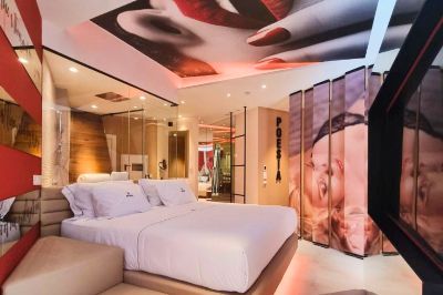 Love hotel en Madrid solo adultos