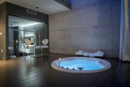 Mejor hotel para SAn Valentín en Comunidad Valenciana con jacuzzi privado